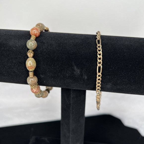 2 Women Bracelets Beaded and Chain Gold Tone Jewelry - Picture 1 of 10